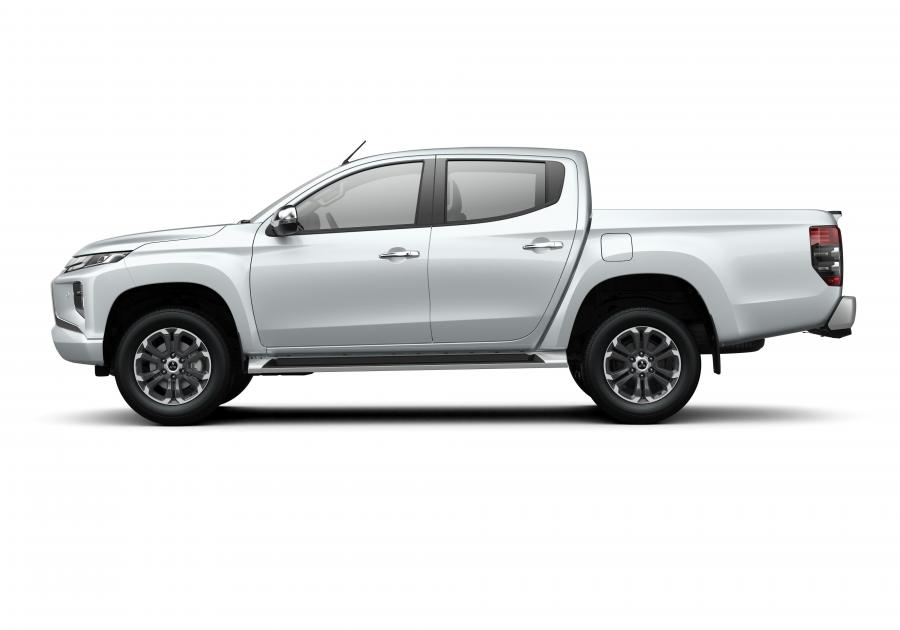  Mitsubishi Triton Double Cab 2018 года  (TH) (фото 3 из 28)